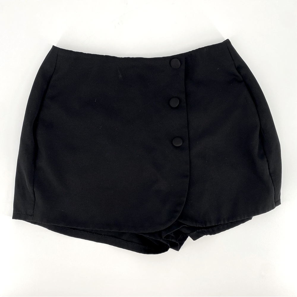 Milk & Honey Black Skort